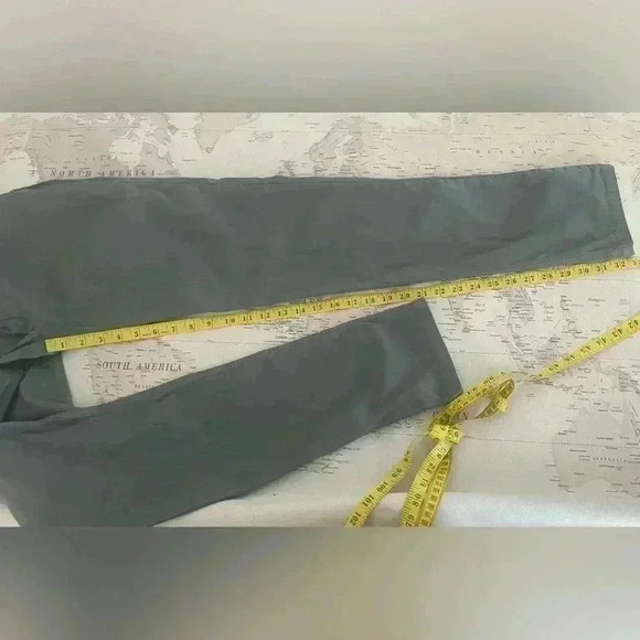 Lululemon Men's Washed Gray Sage Utilitech Chino Pants Size 30 X 33 - Picture 6 of 8